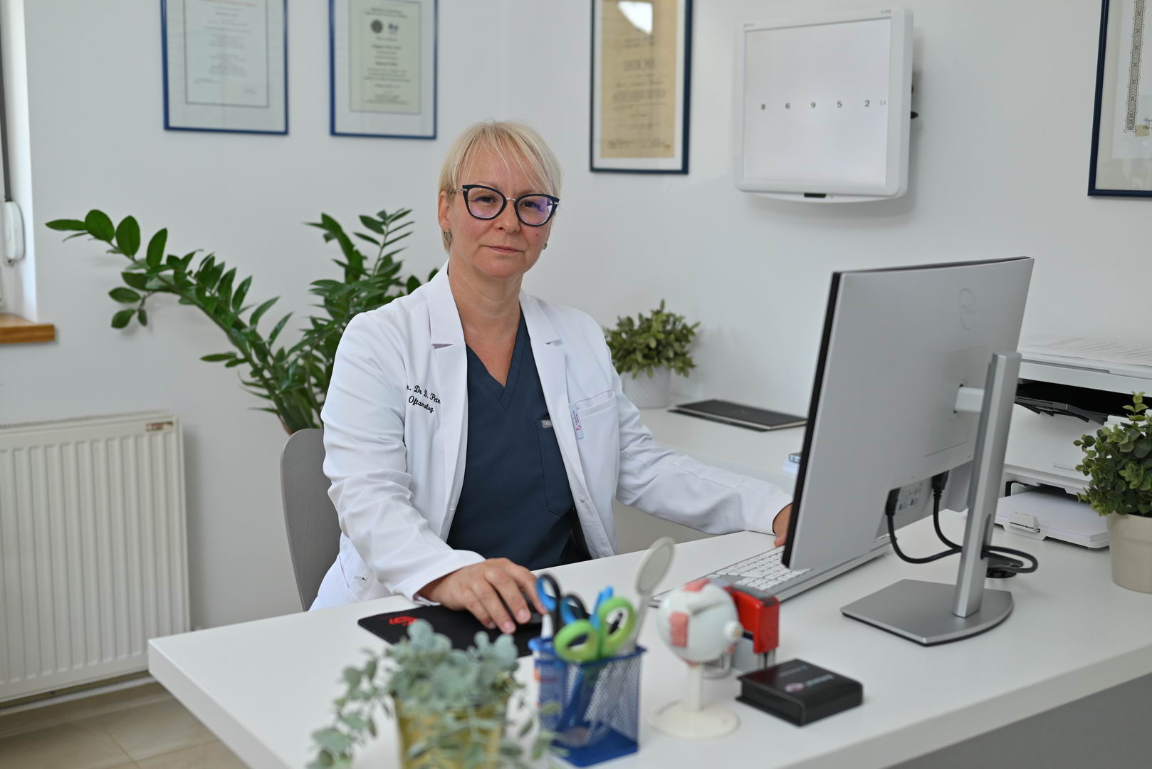 Prim. dr Dragana Petrović, specijalista oftalmologije